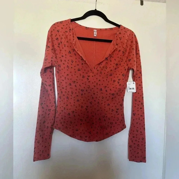 NWT Free People Long Sleeve Orange Top with Blue Print - Picture 1 of 7